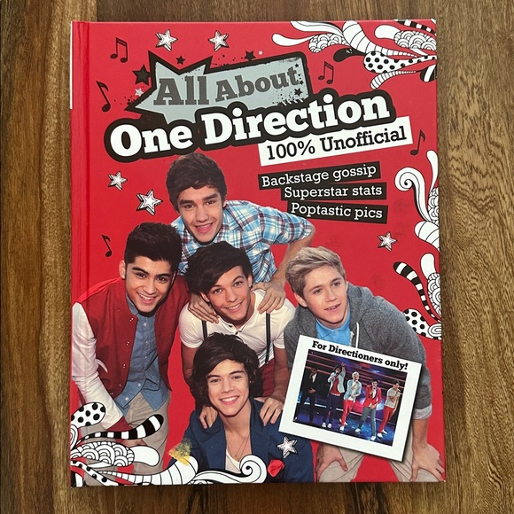 One Direction Book Bundle - Picture 2 of 9